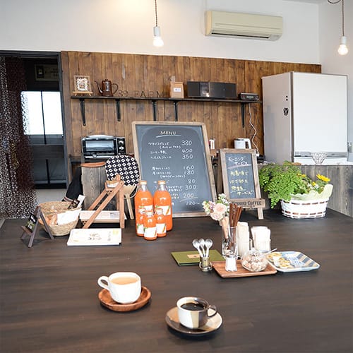 八百屋Cafeツチノコ